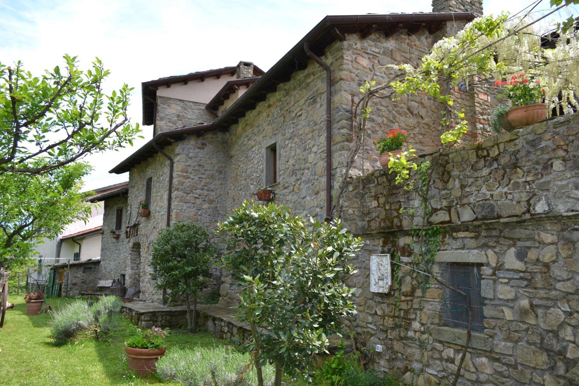 Agriturismo Saudon Mulazzo Ngoại thất bức ảnh